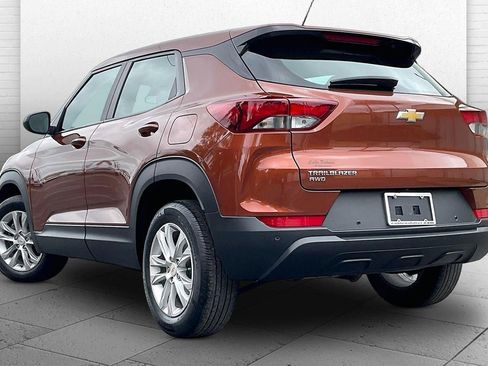 Used 2021 Chevrolet TrailBlazer LS AWD/4WD image 10