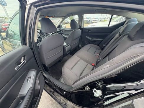 Used 2020 Nissan Altima 2.5 S image 10