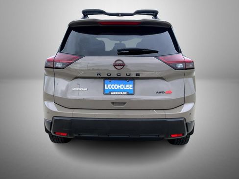 Certified 2025 Nissan Rogue SV AWD/4WD image 6