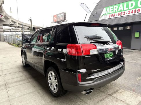Used 2017 GMC Terrain SLE image 6