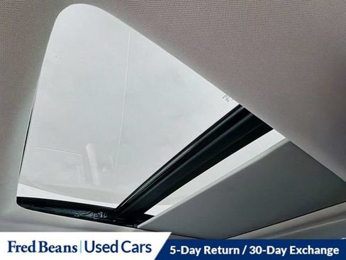 Used 2023 Nissan Pathfinder SV w/ SV Premium Package AWD/4WD image 28