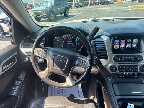 Used 2020 GMC Yukon Denali w/ Denali Ultimate Package AWD/4WD image 23