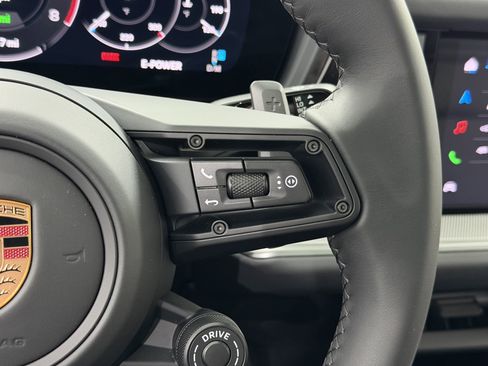 New 2026 Porsche Cayenne S image 48