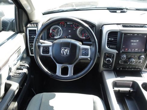 Used 2023 RAM 1500 Classic SLT w/ Electronics Convenience Group AWD/4WD image 39
