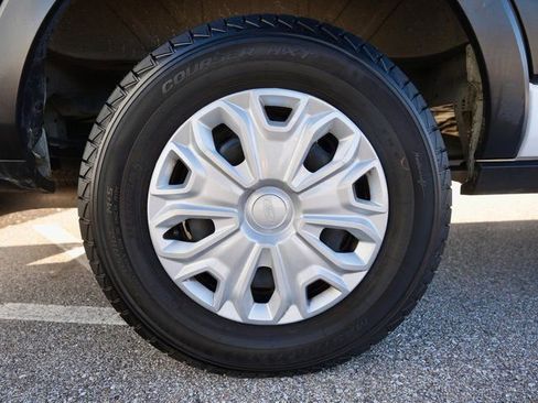 Used 2023 Ford Transit 350 XLT image 25