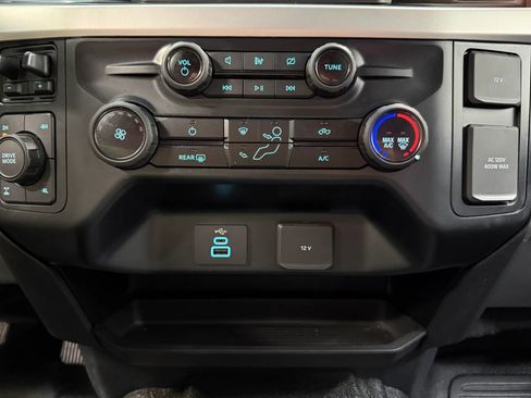 Used 2023 Ford F350 XL w/ Snow Plow/Camper Package image 22