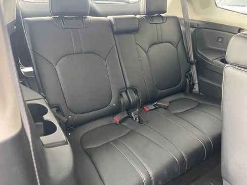 Used 2024 Honda Pilot Elite image 32