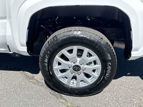 New 2026 Toyota Tacoma SR5 AWD/4WD image 6