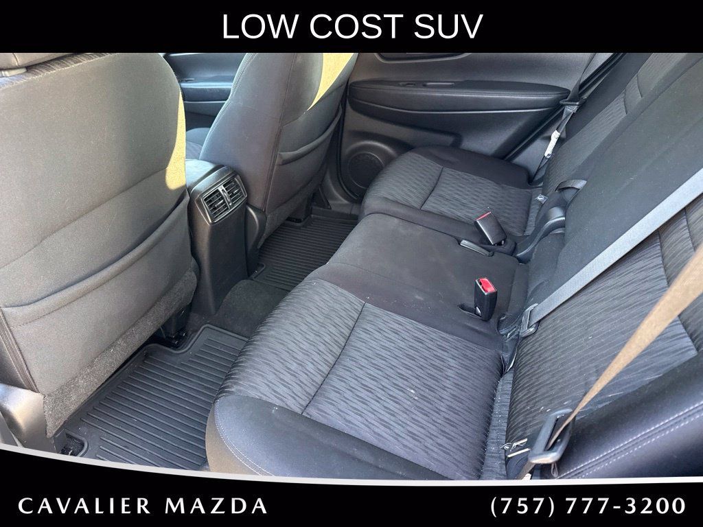 Used 2017 Nissan Rogue SV w/ Midnight Edition Package FWD image 11