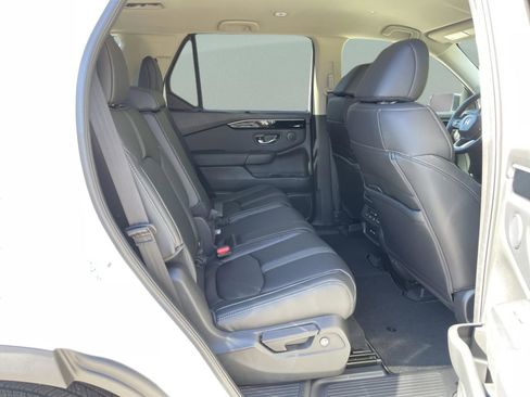 New 2025 Honda Pilot EX-L image 17