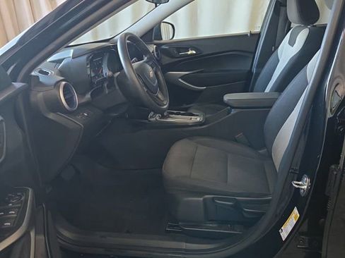 Used 2024 Chevrolet Trax LS image 6
