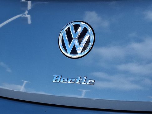 Used 2019 Volkswagen Beetle 2.0T Final Edition SEL image 30