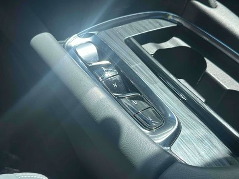 Used 2022 Buick Enclave Essence w/ Experience Buick Package image 33