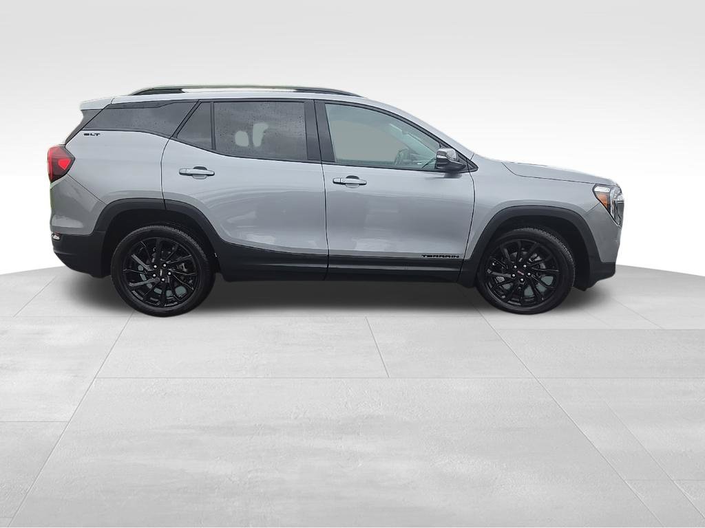 Certified 2024 GMC Terrain SLT w/ Elevation Edition FWD image 6