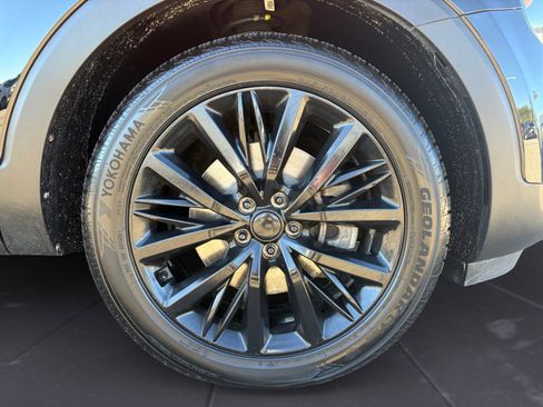 Used 2020 Kia Telluride SX w/ SX Prestige Package image 43