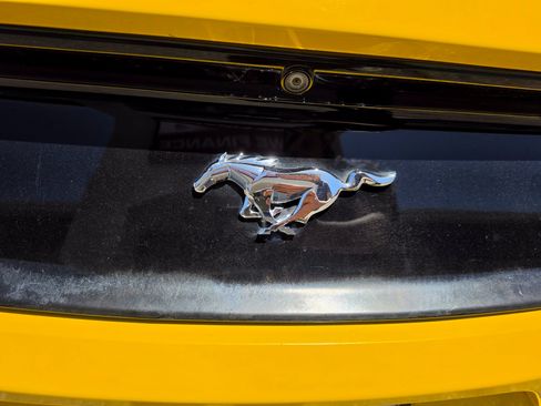 Used 2016 Ford Mustang Premium RWD image 26