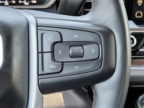 Used 2024 GMC Sierra 1500 SLT image 26