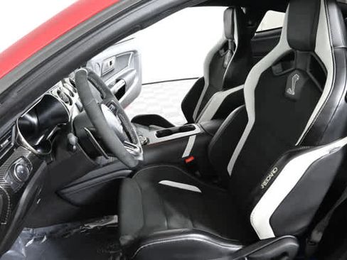 Used 2021 Ford Mustang Shelby GT500 w/ Technology Package image 18
