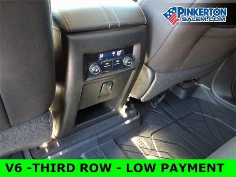 Used 2019 Chevrolet Traverse LS image 30