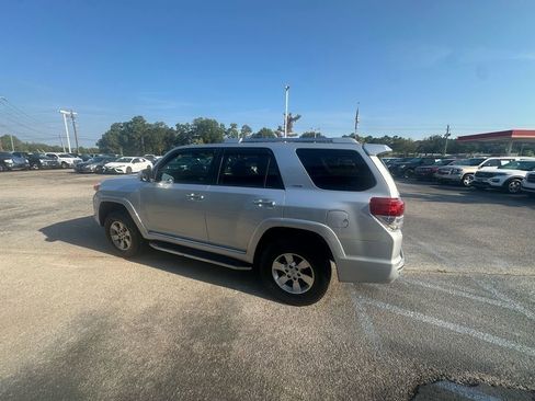 Used 2013 Toyota 4Runner SR5 image 5