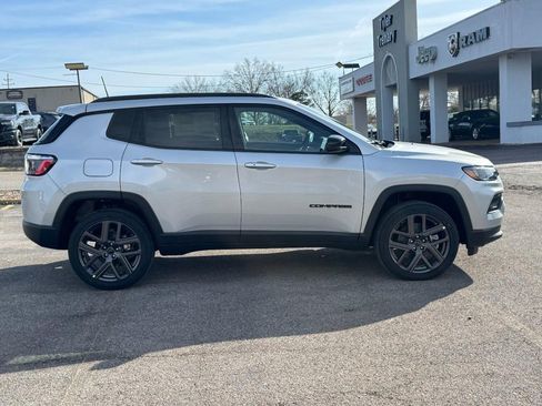 New 2026 Jeep Compass Latitude AWD/4WD image 2