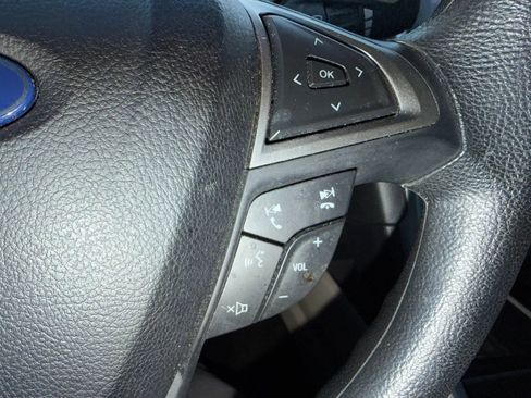 Used 2020 Ford Fusion SE image 16