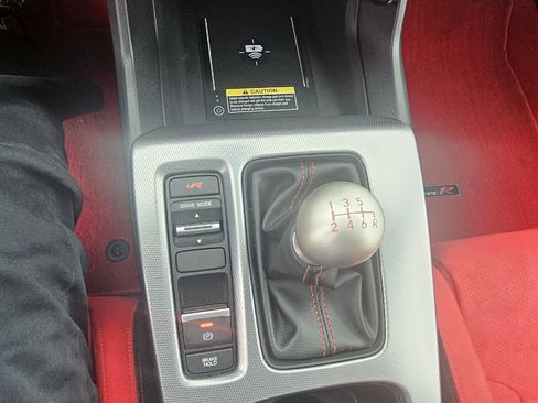 Used 2024 Honda Civic Type R image 10