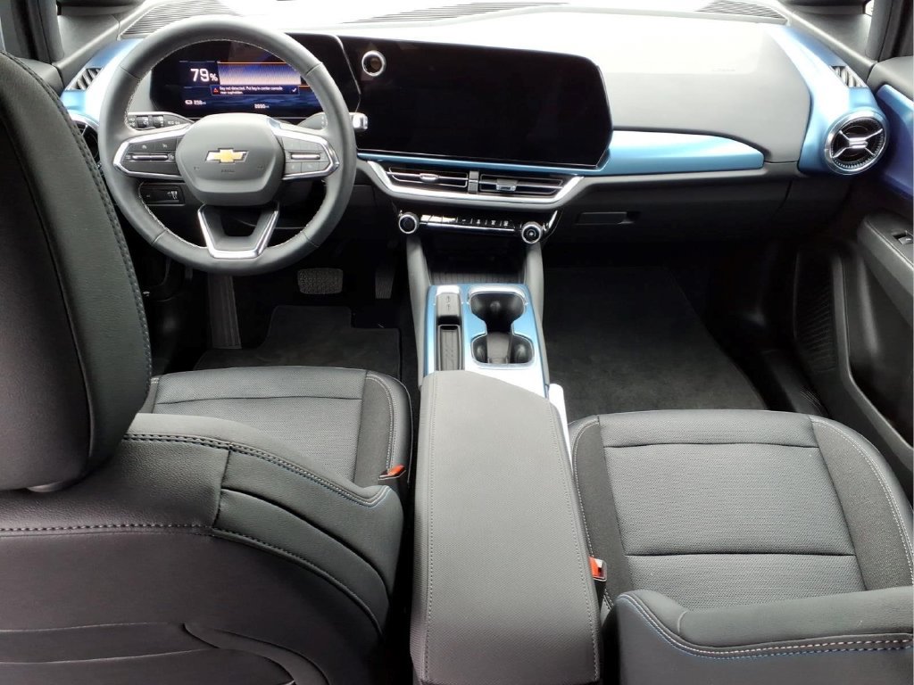 Certified 2024 Chevrolet Equinox EV LT FWD image 7