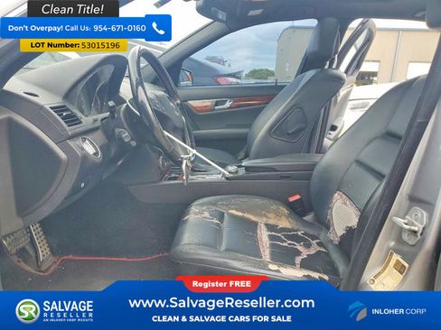 Used 2011 Mercedes-Benz C 300 4MATIC Sedan image 9