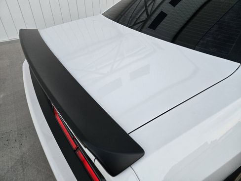 Used 2016 Dodge Challenger SRT Hellcat image 26