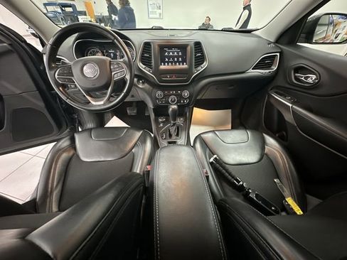 Used 2020 Jeep Cherokee Latitude Plus w/ Cold Weather Group image 21