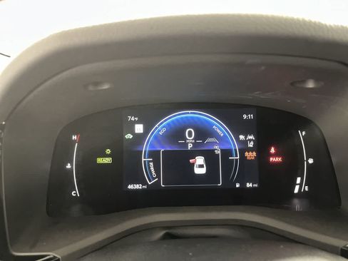 Used 2025 Toyota Camry LE FWD image 17