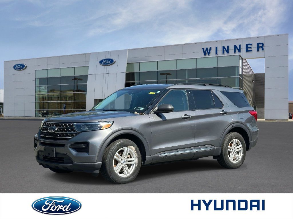 Used 2023 Ford Explorer XLT AWD/4WD image 1