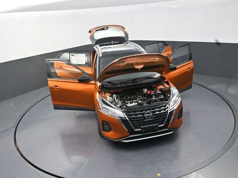 Used 2022 Nissan Kicks SV FWD image 30
