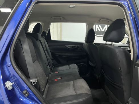 Used 2019 Nissan Rogue S image 27