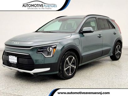Used 2023 Kia Niro EX