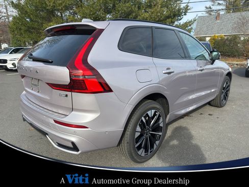 Used 2026 Volvo XC60 B5 Plus w/ Protection Package Premier image 8