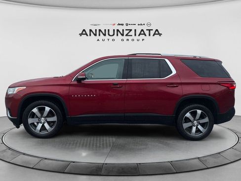 Used 2018 Chevrolet Traverse LT w/ LPO, Floor Liner Package AWD/4WD image 2