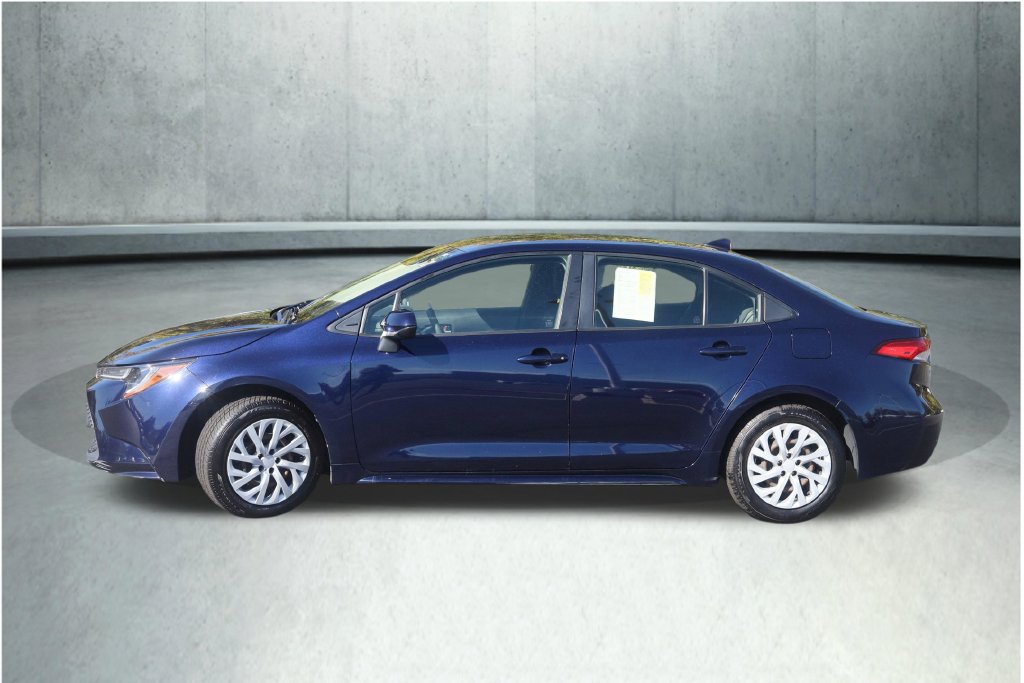Used 2021 Toyota Corolla LE FWD image 14