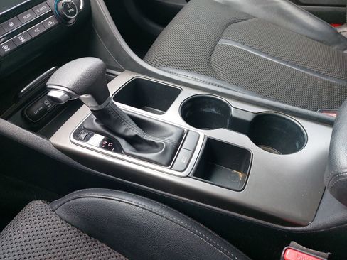 Used 2019 Kia Optima S w/ S Panoramic Sunroof Package image 25