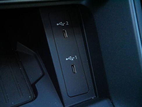 Used 2023 Audi Q3 2.0T Premium Plus w/ Premium Plus Package image 27