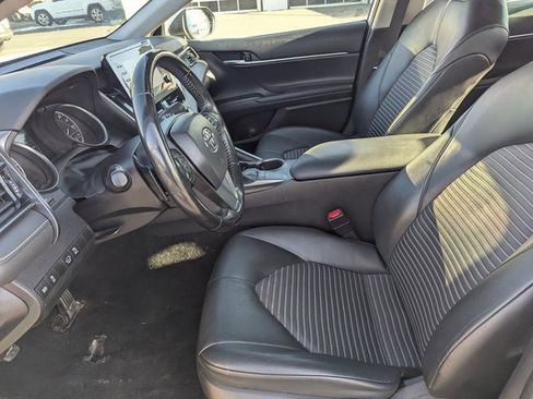 Used 2022 Toyota Camry SE image 23