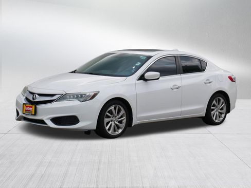Used 2016 Acura ILX w/ Premium Package FWD image 3