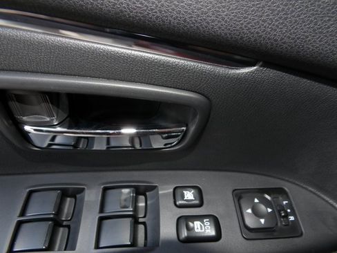 New 2025 Mitsubishi Outlander Sport SE image 16