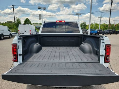Used 2026 RAM 2500 Warlock AWD/4WD image 8