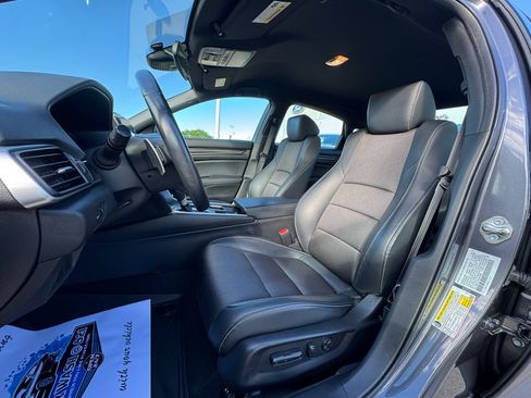 Used 2018 Honda Accord Sport image 24