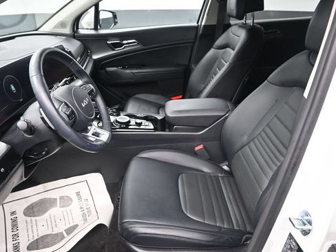Certified 2025 Kia Sportage SX Prestige AWD/4WD image 15