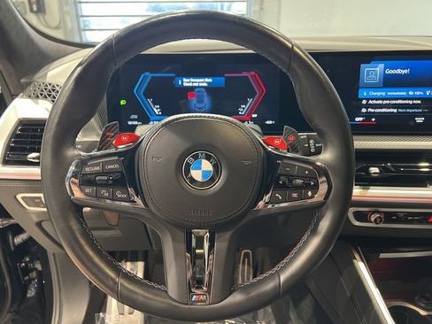 Used 2023 BMW XM image 24