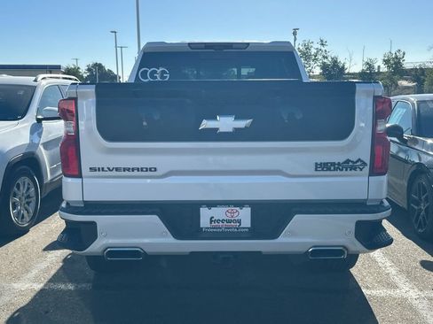 Used 2024 Chevrolet Silverado 1500 High Country w/ Technology Package AWD/4WD image 7