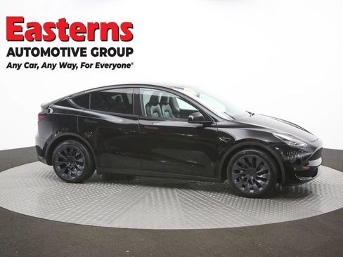 Used 2022 Tesla Model Y Long Range AWD/4WD image 40